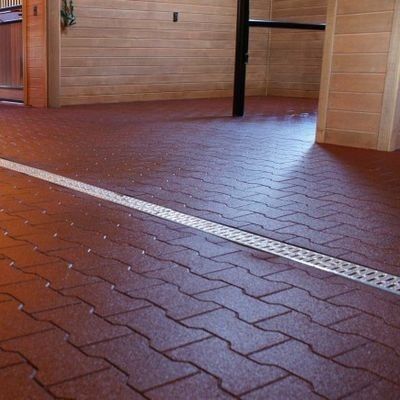 Harga yang pantas Bentuk Tulang Anjing Interlocking Rubber Floor Mats Bahan Butiran Karet SBR on line