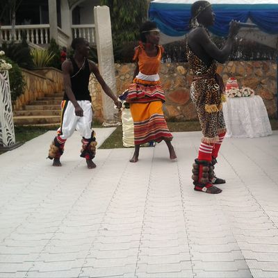 Harga yang pantas Lantai Acara Interlocking Luar Tahan Lama Untuk Perlindungan Rumput on line