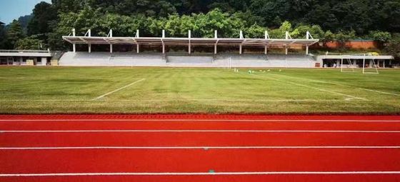 Harga yang pantas Jalur lari atletik lebar 8m dengan perawatan rendah dan tahan pudar on line