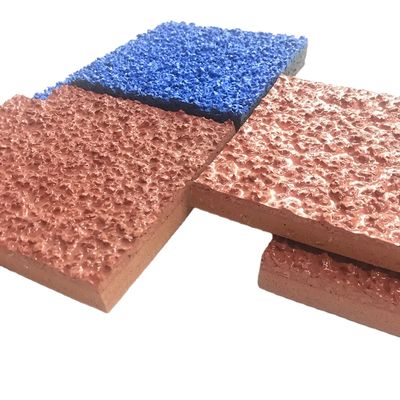 Harga yang pantas Low Maintenance Competition Running Track Permukaan halus untuk efisiensi tinggi on line