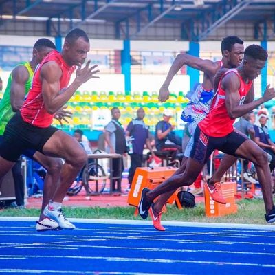Harga yang pantas Jalur Atletik Karet Sistem Tuang Penuh Untuk Stadium Jogging Park on line