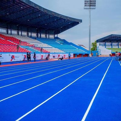 Harga yang pantas Sandwich System Athletic Running Tracks Bahan EPDM SBR Untuk Permainan Olahraga Nasional on line