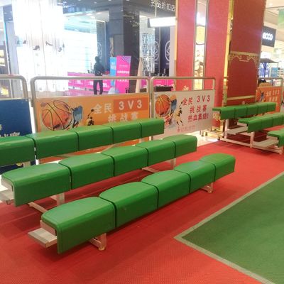 Harga yang pantas 3 Baris Outdoor Metal Bleachers Untuk Lapangan Atletik Gimnasium Taman Bermain on line