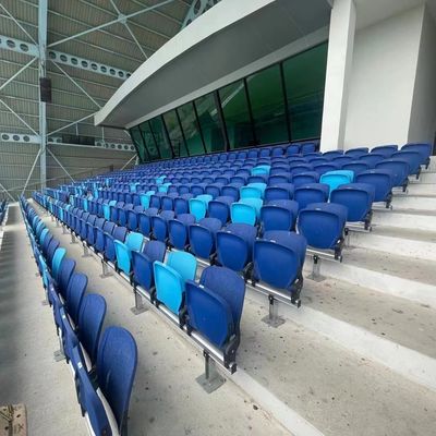 Harga yang pantas Anti Aging Anti UV Fire Proof Plastic Stadium Chair untuk tempat duduk stadion tetap dan kursi bleacher on line