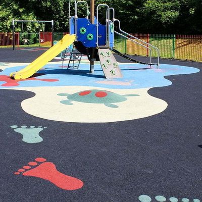 Stadium EPDM Rubber Gym Flooring Granule Antioksidan Ketahanan Tinggi OEM