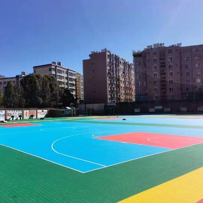 Harga yang pantas Ubin PP Permukaan Segi Enam Ketebalan 15mm Dampak Tinggi Lantai Olahraga Interlocking on line