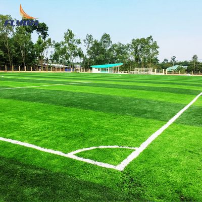 Harga yang pantas Densitas tinggi 40-60mm Hijau PE PP Rumput sintetis buatan Untuk stadion sepak bola on line