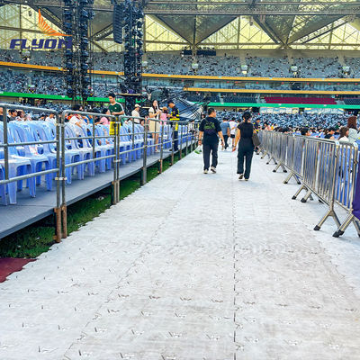 Sangat awet Portable Event Flooring tahan api Mudah Untuk Menginstal Ketahanan Tinggi