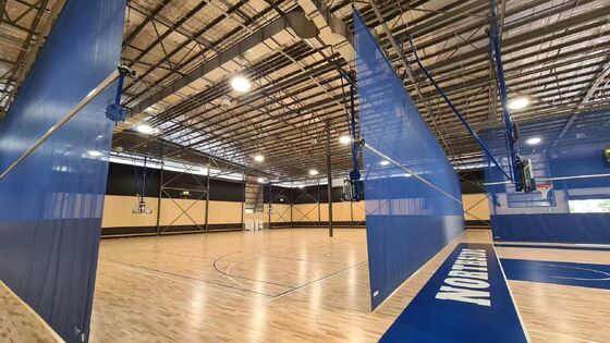 Harga yang pantas Tirai Pembatas Sistem Kontrol Listrik Otomatis dengan Kain Kekuatan Tinggi dan Warna yang Dapat Disesuaikan untuk Olahraga Dalam Ruangan on line