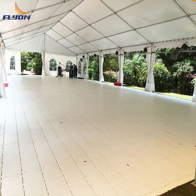 Harga yang pantas Tugas berat 60 Ton / m2 Kapasitas beban Anti-slip Portable Event Flooring dengan 5 tahun garansi untuk perlindungan rumput dan tenda lantai on line